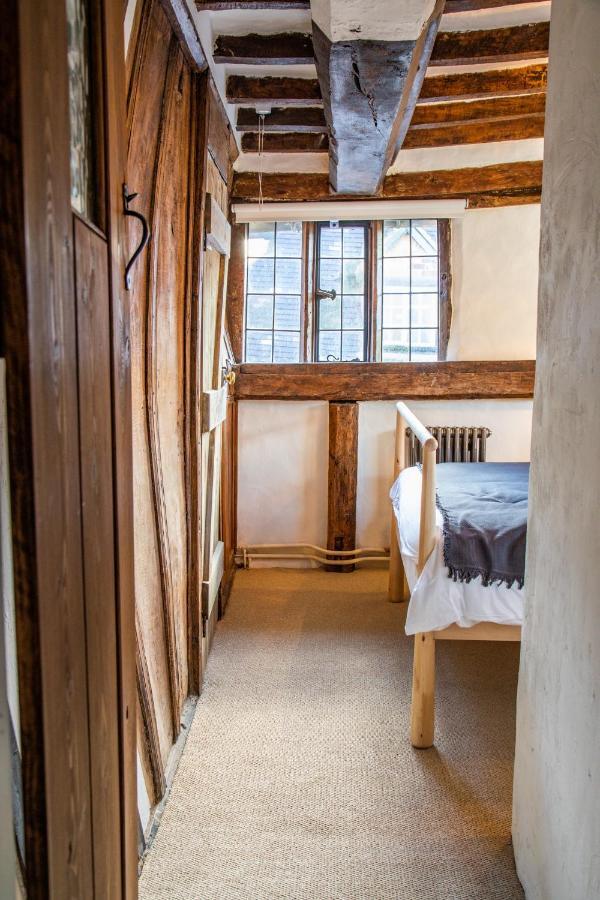 Villa 3 Masons Court The Oldest House In Stratford Upon Avon, Warwickshire. Exterior foto